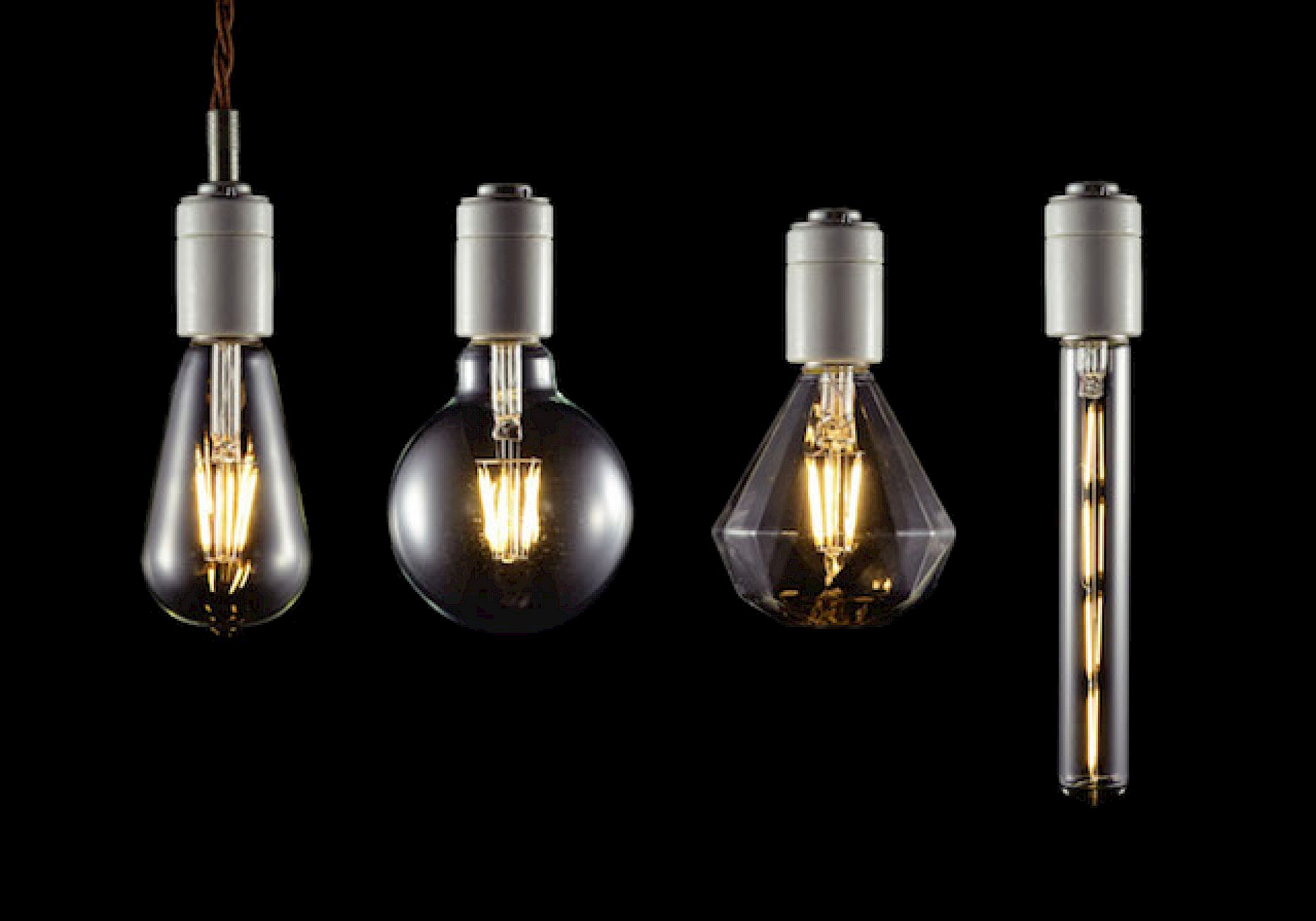 2.000 lámparas diferentes.